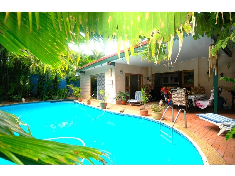 14 Bataan Close, Trinity Park QLD 4879