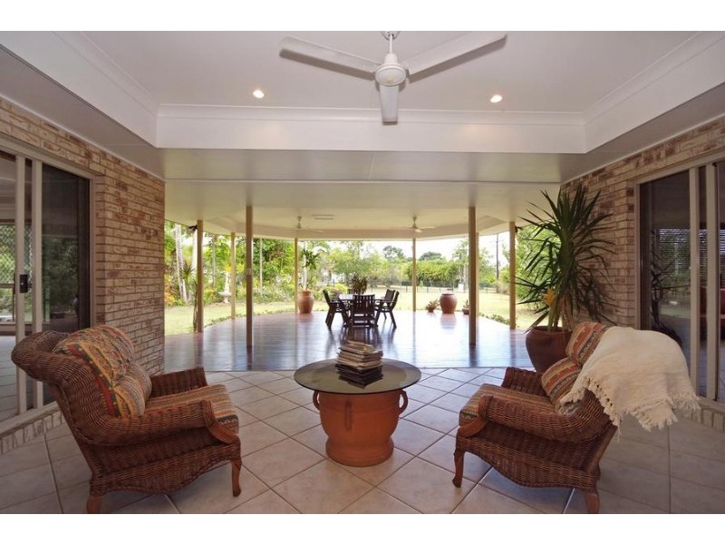 27 Plantation Road, Edmonton QLD 4869