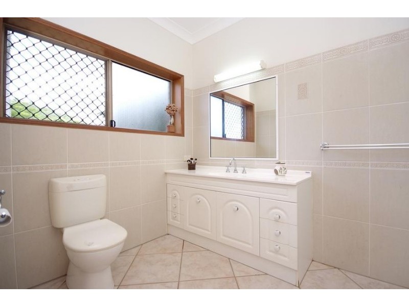 27 Plantation Road, Edmonton QLD 4869