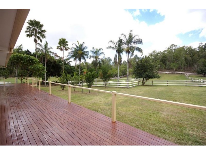 27 Plantation Road, Edmonton QLD 4869