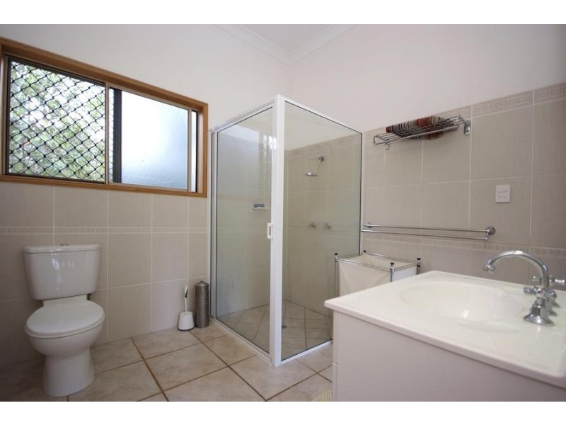 27 Plantation Road, Edmonton QLD 4869