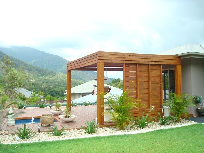 7 Mccoll Street, Redlynch QLD 4870