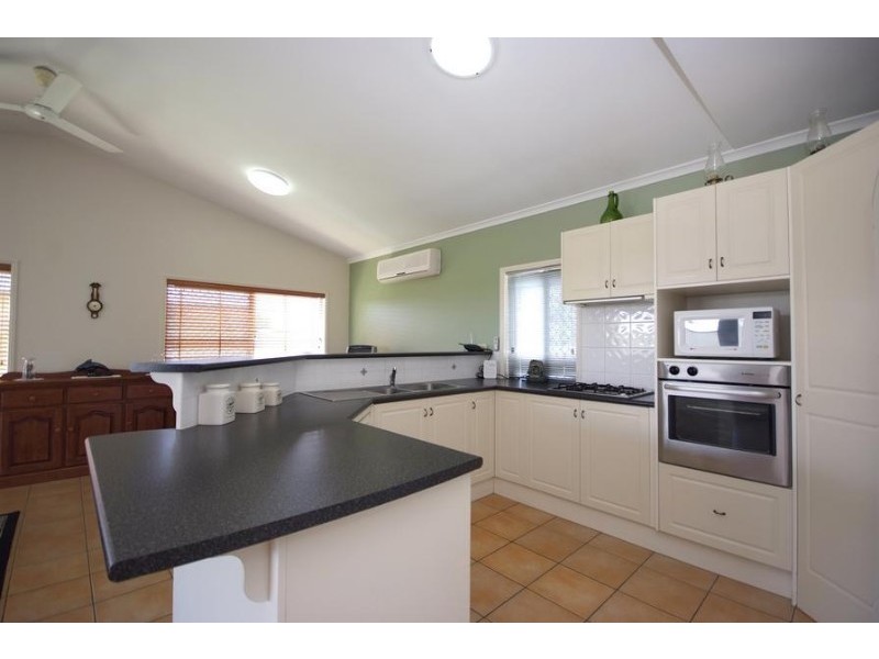 7 Hazelwood Close, Mount Sheridan QLD 4868