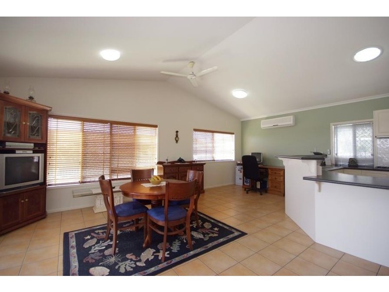 7 Hazelwood Close, Mount Sheridan QLD 4868