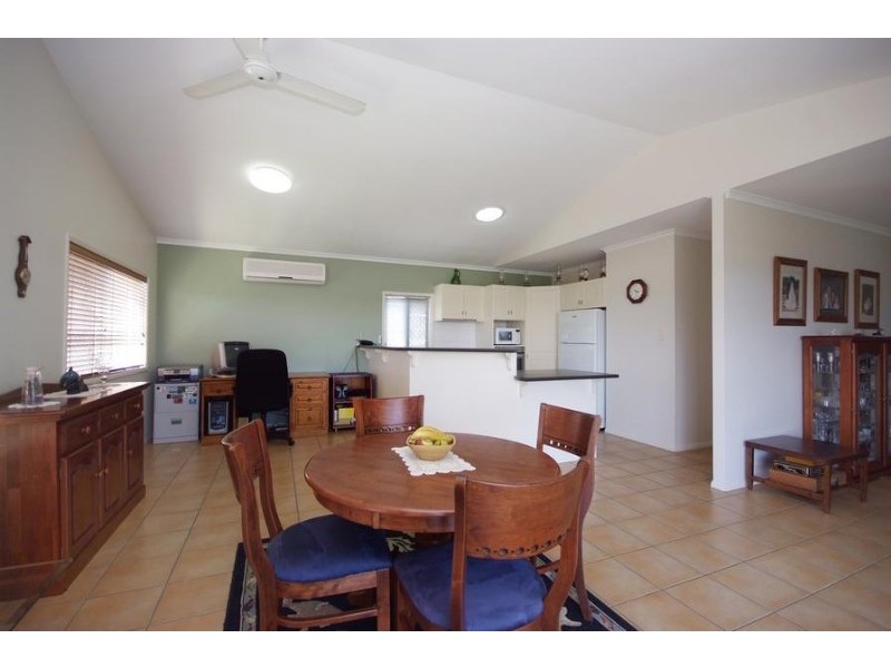 7 Hazelwood Close, Mount Sheridan QLD 4868