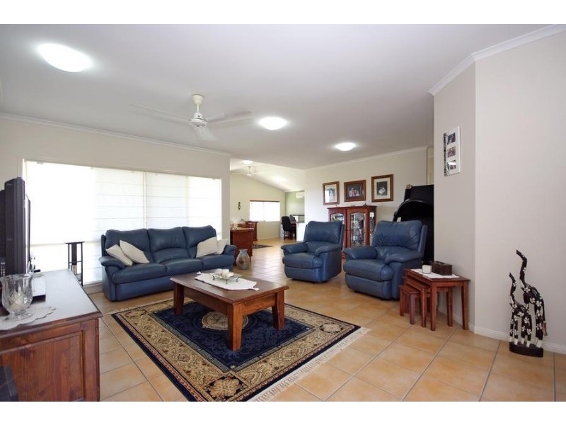 7 Hazelwood Close, Mount Sheridan QLD 4868