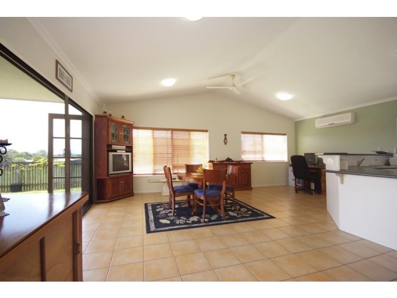 7 Hazelwood Close, Mount Sheridan QLD 4868