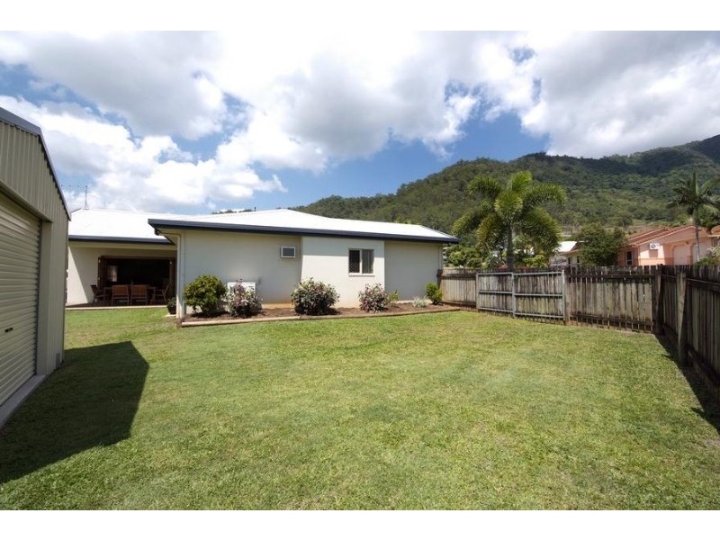 7 Hazelwood Close, Mount Sheridan QLD 4868