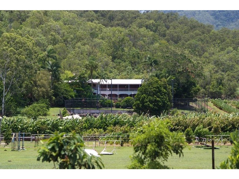 165 Maitland Road, Gordonvale QLD 4865