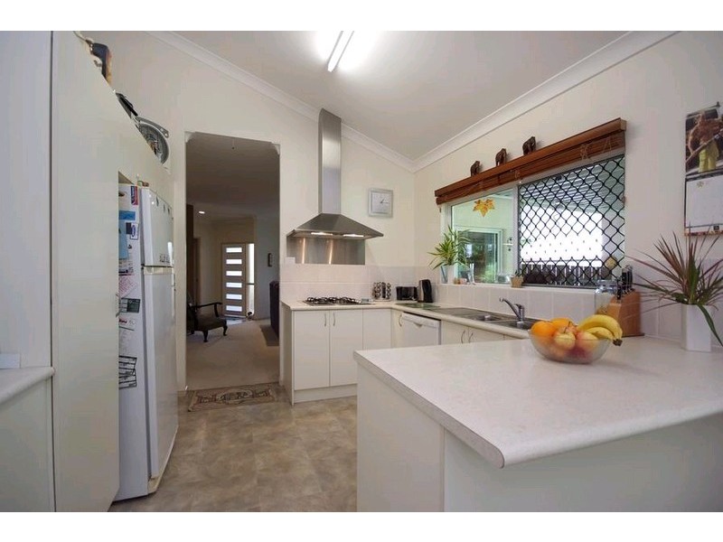 65 Barnard Drive, Mount Sheridan QLD 4868