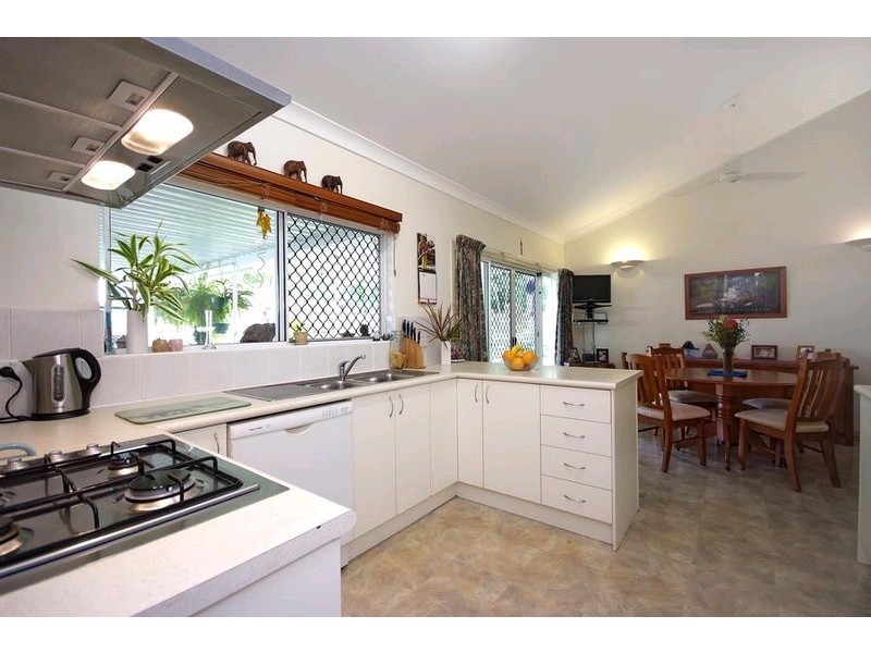 65 Barnard Drive, Mount Sheridan QLD 4868