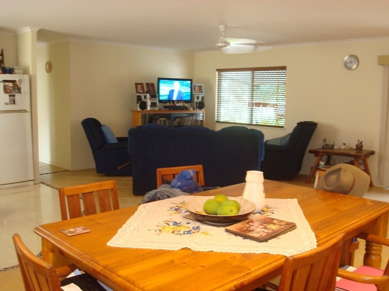 10 Warrnambool Street, Trinity Park QLD 4879