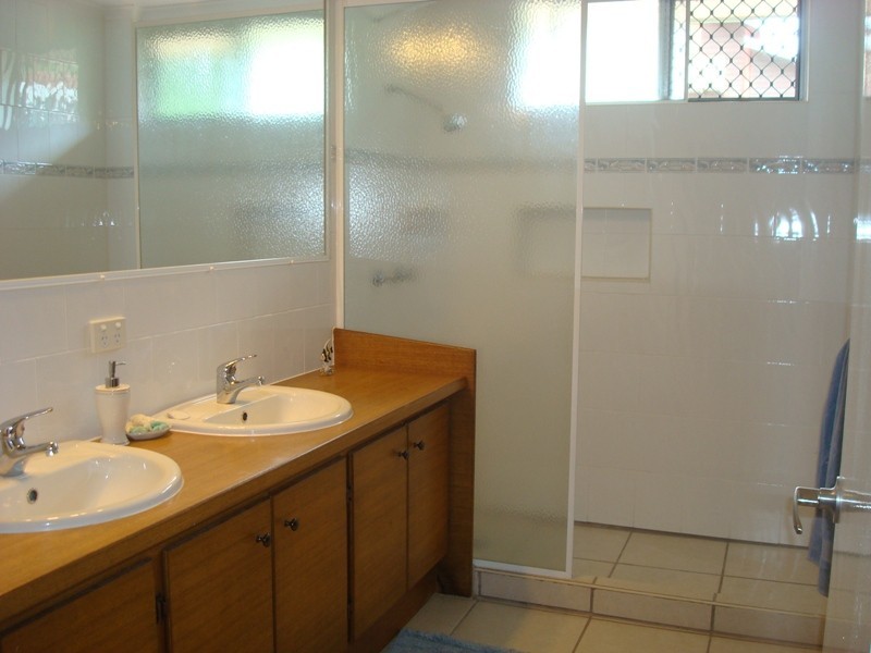 10 Warrnambool Street, Trinity Park QLD 4879