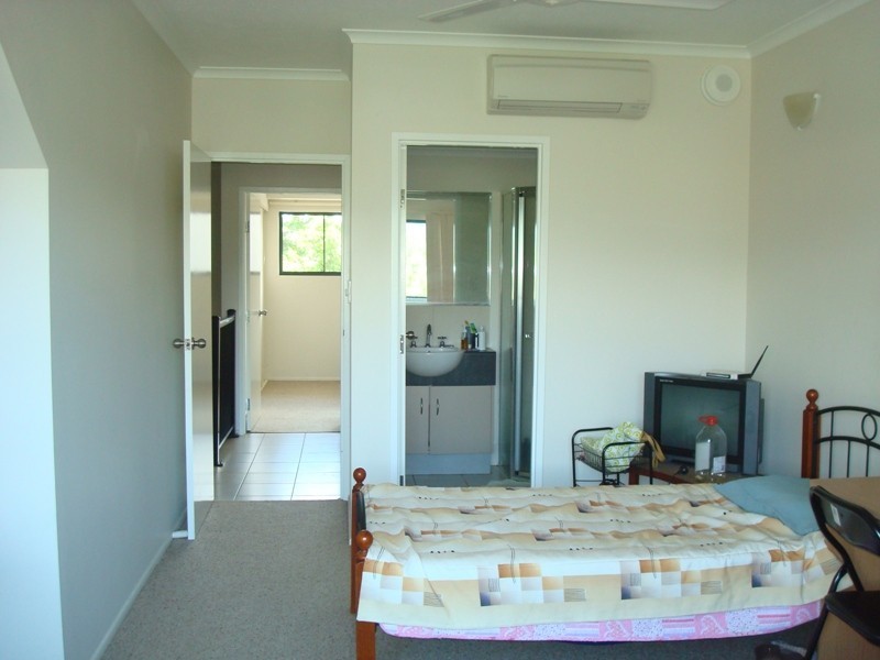 27/82 Martyn Street, Parramatta Park QLD 4870