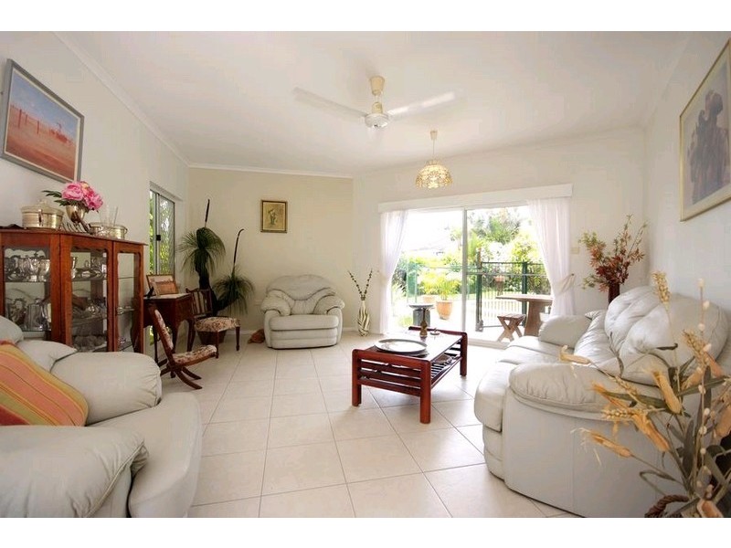 5 Providence Close, Bentley Park QLD 4869