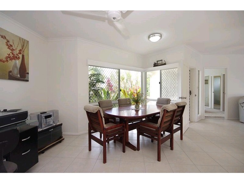 5 Providence Close, Bentley Park QLD 4869