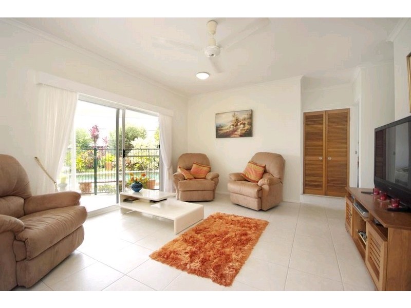 5 Providence Close, Bentley Park QLD 4869