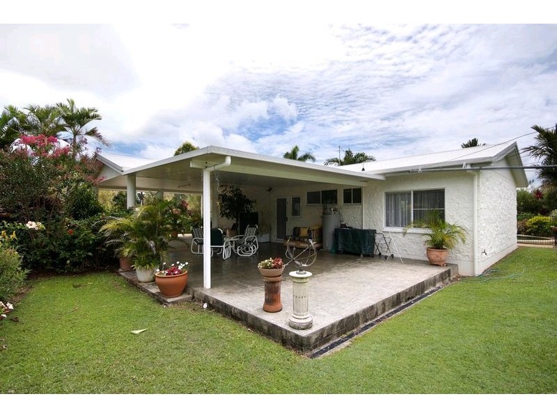 5 Providence Close, Bentley Park QLD 4869