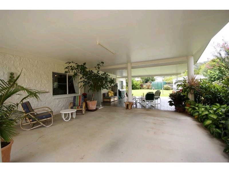 5 Providence Close, Bentley Park QLD 4869