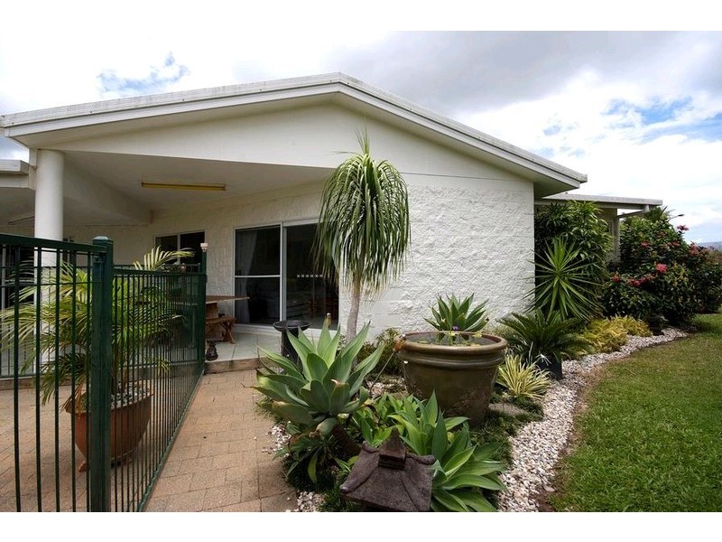 5 Providence Close, Bentley Park QLD 4869