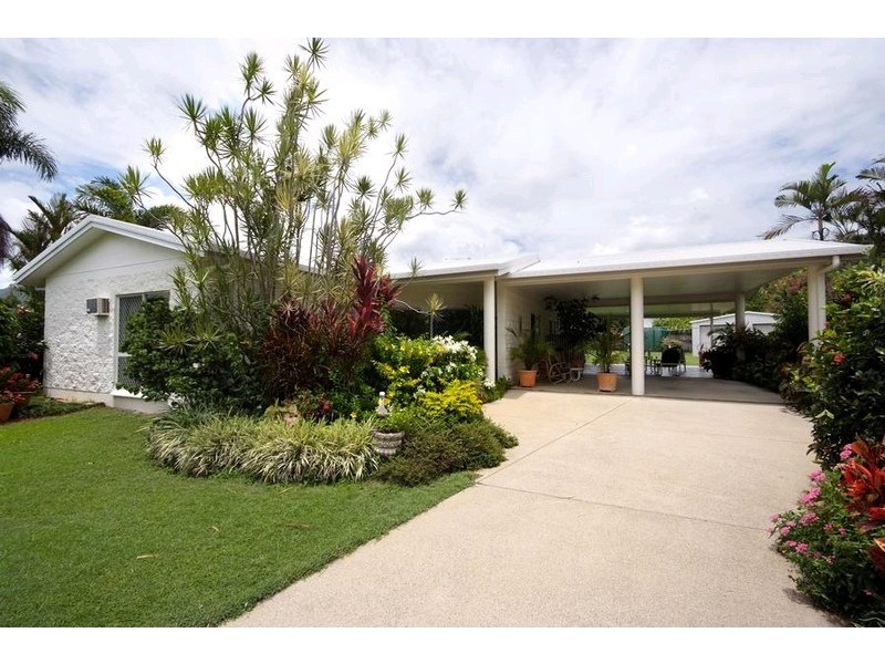 5 Providence Close, Bentley Park QLD 4869