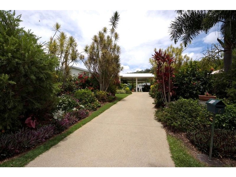 5 Providence Close, Bentley Park QLD 4869