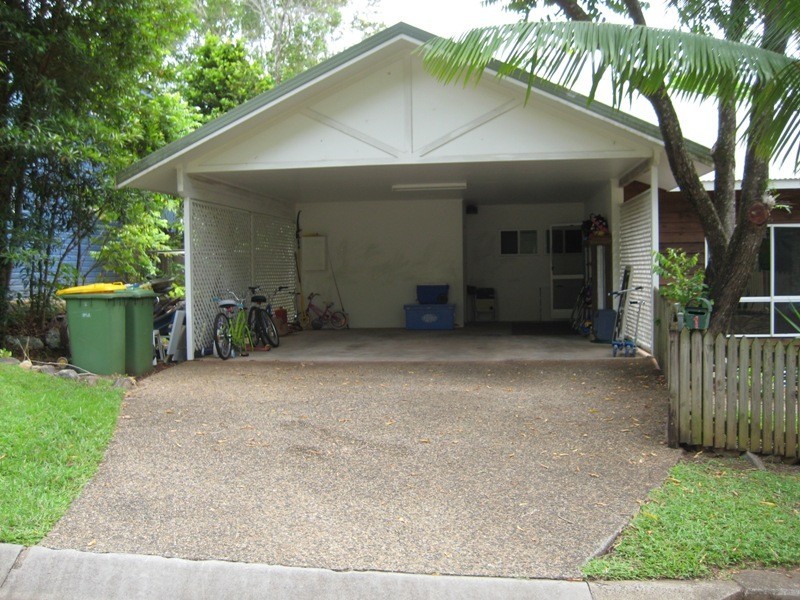 1 Cyathea Close, Kamerunga QLD 4870