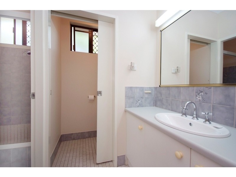 15 Hobson Drive, Brinsmead QLD 4870