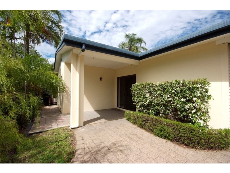 15 Hobson Drive, Brinsmead QLD 4870