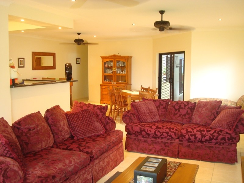 39 Lillipilli Street, Redlynch QLD 4870