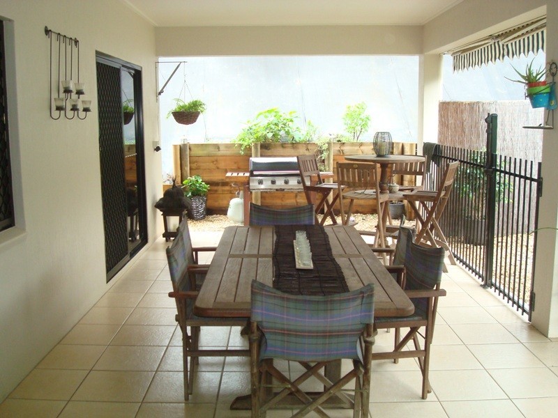 39 Lillipilli Street, Redlynch QLD 4870