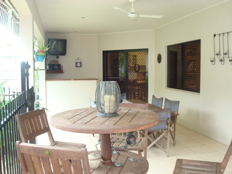 39 Lillipilli Street, Redlynch QLD 4870