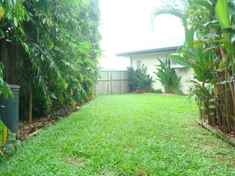 39 Lillipilli Street, Redlynch QLD 4870