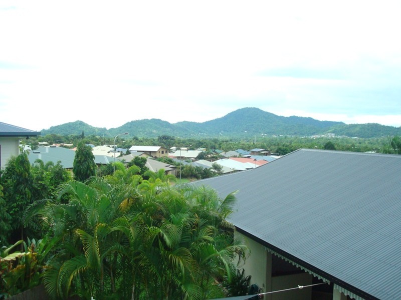 39 Lillipilli Street, Redlynch QLD 4870