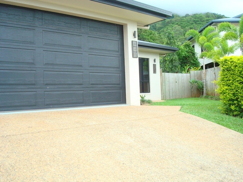 39 Lillipilli Street, Redlynch QLD 4870