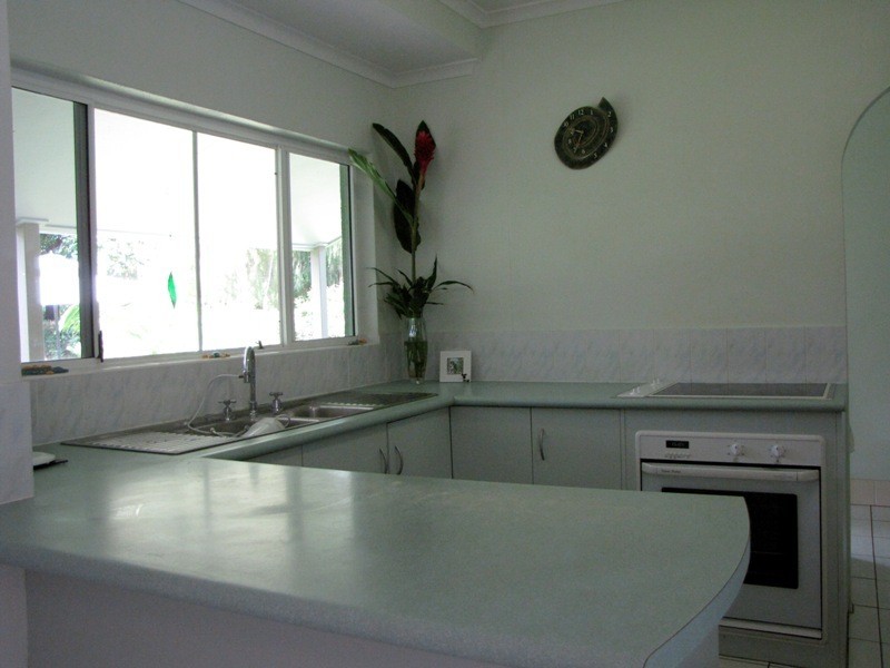 15 Carolyn Close, Yorkeys Knob QLD 4878