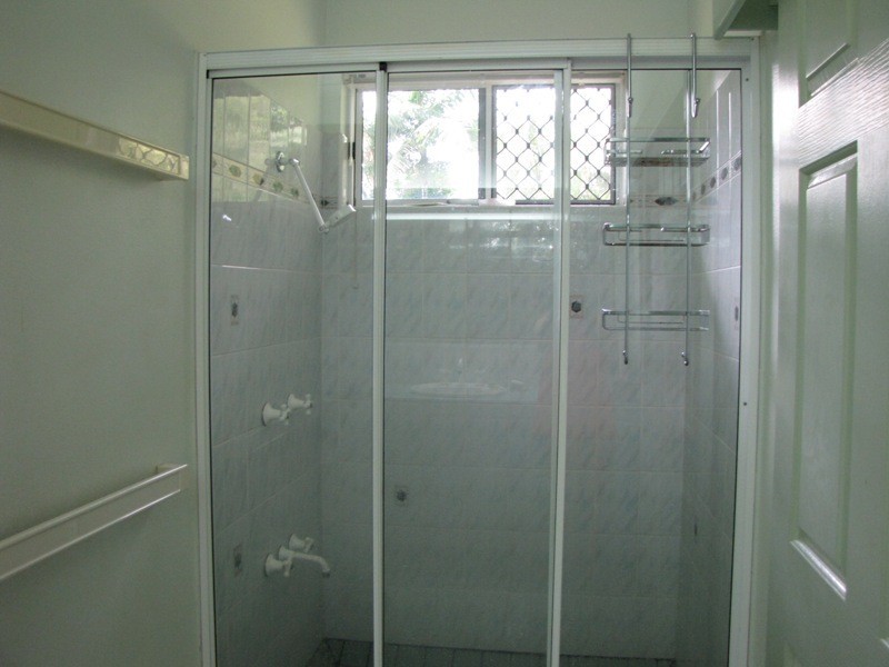 15 Carolyn Close, Yorkeys Knob QLD 4878