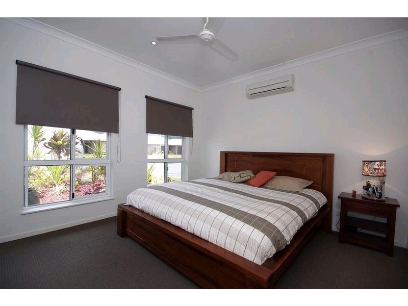 165 Fitzmaurice Drive, Bentley Park QLD 4869