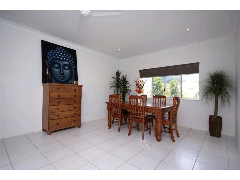 165 Fitzmaurice Drive, Bentley Park QLD 4869