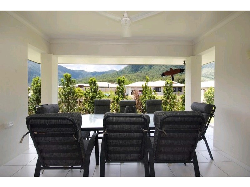 165 Fitzmaurice Drive, Bentley Park QLD 4869