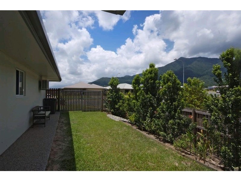 165 Fitzmaurice Drive, Bentley Park QLD 4869