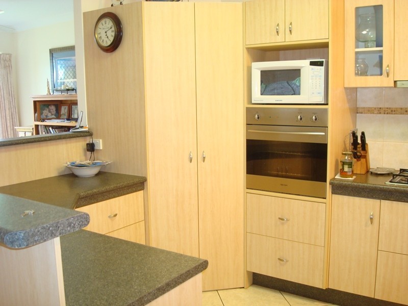 52 Barnes Street, Earlville QLD 4870