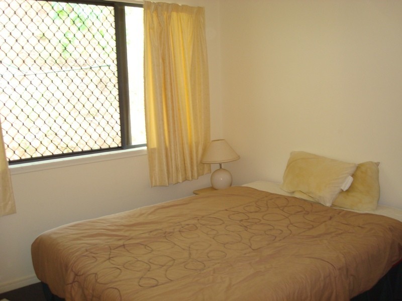 52 Barnes Street, Earlville QLD 4870