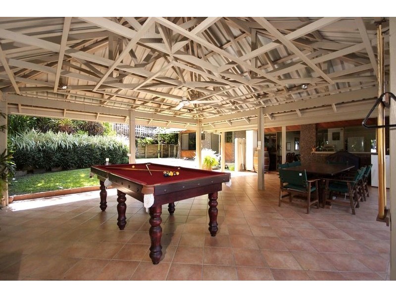 6 Forum Close, Mooroobool QLD 4870