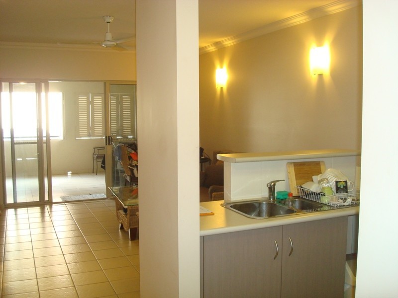 303/2-8 centenary close, Manoora QLD 4870