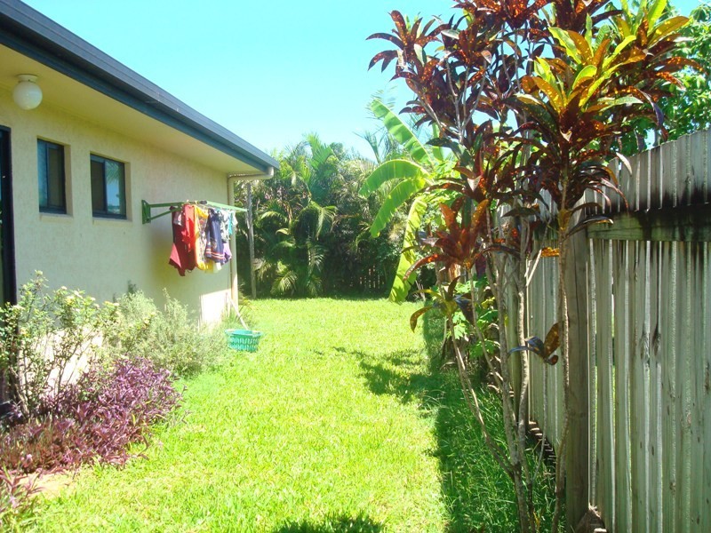 2 Bells Close, Kewarra Beach QLD 4879