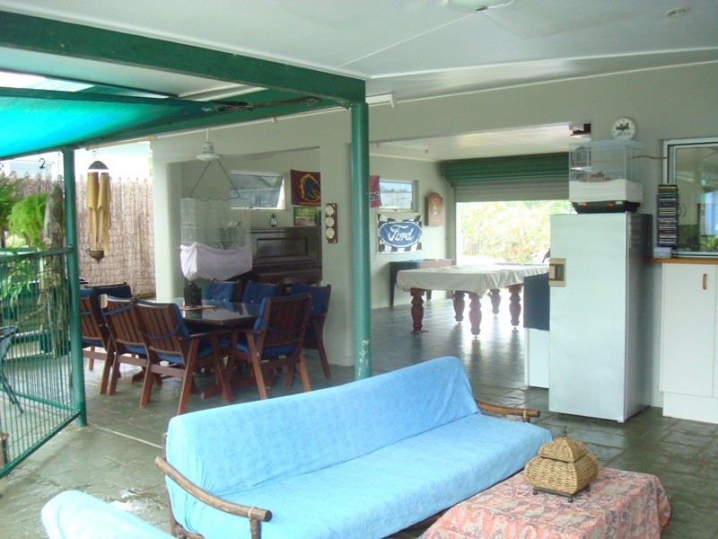 9 Blackbird Close, Bentley Park QLD 4869