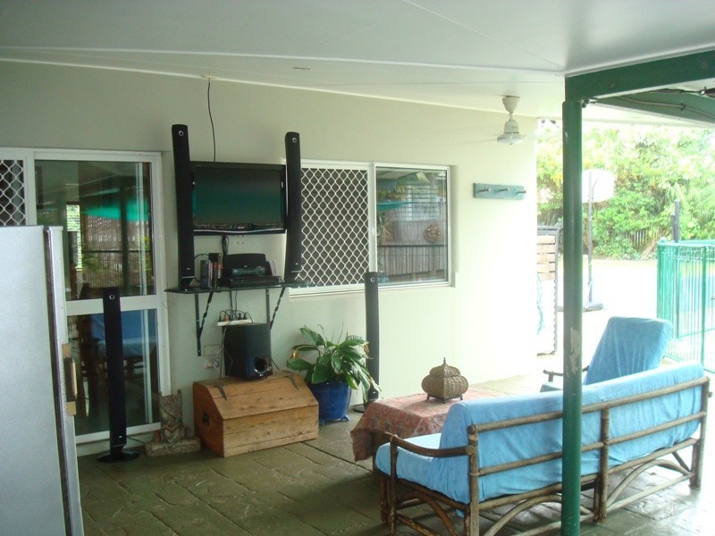 9 Blackbird Close, Bentley Park QLD 4869