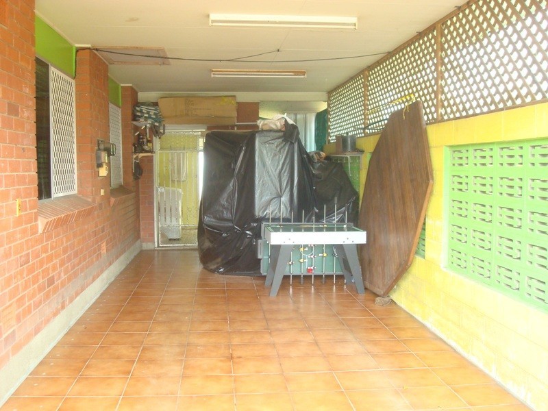 17 Brennan Street, Manunda QLD 4870