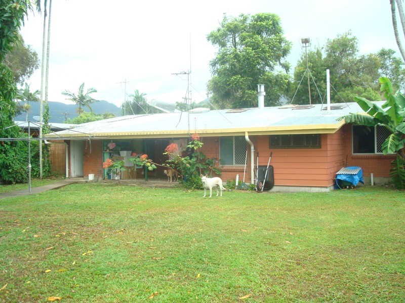 17 Brennan Street, Manunda QLD 4870